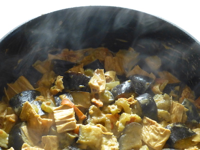 Aubergines and tofu sticks in Filipino-style creamy sauce